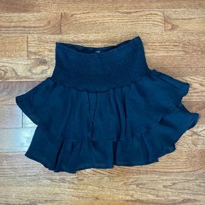black ruffled skirt